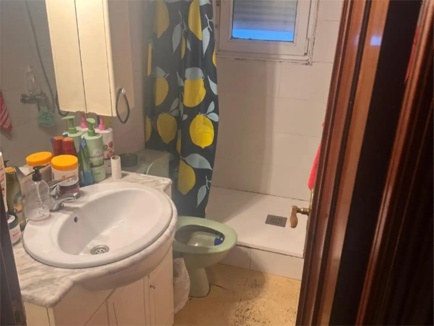 Baño de Piso en venta en Valladolid con Calefacción y Amueblado