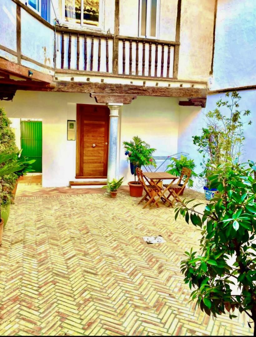 Jardí de Apartament de lloguer en  Granada Capital amb Aire condicionat