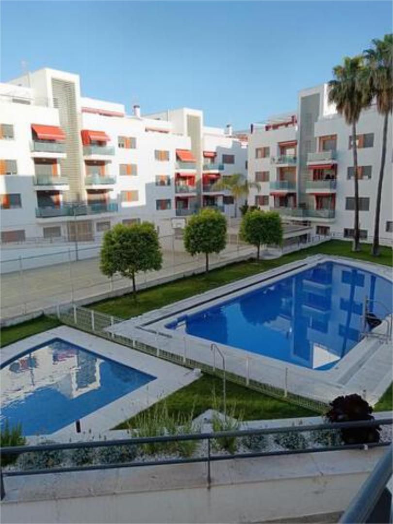 Piscina de Pis en venda en Lucena amb Calefacció, Jardí privat i Terrassa