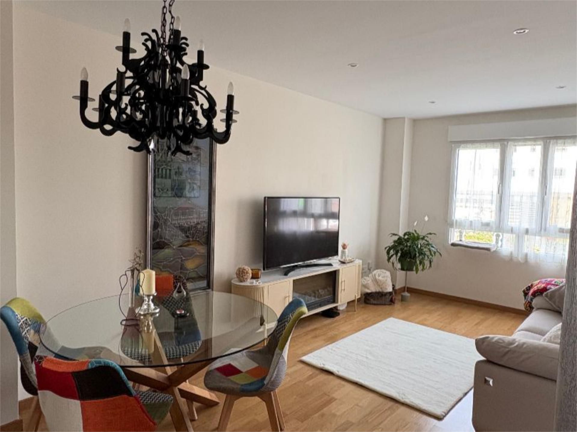 Living room of Flat for sale in Gijón   with Heating, Parquet flooring and Terrace
