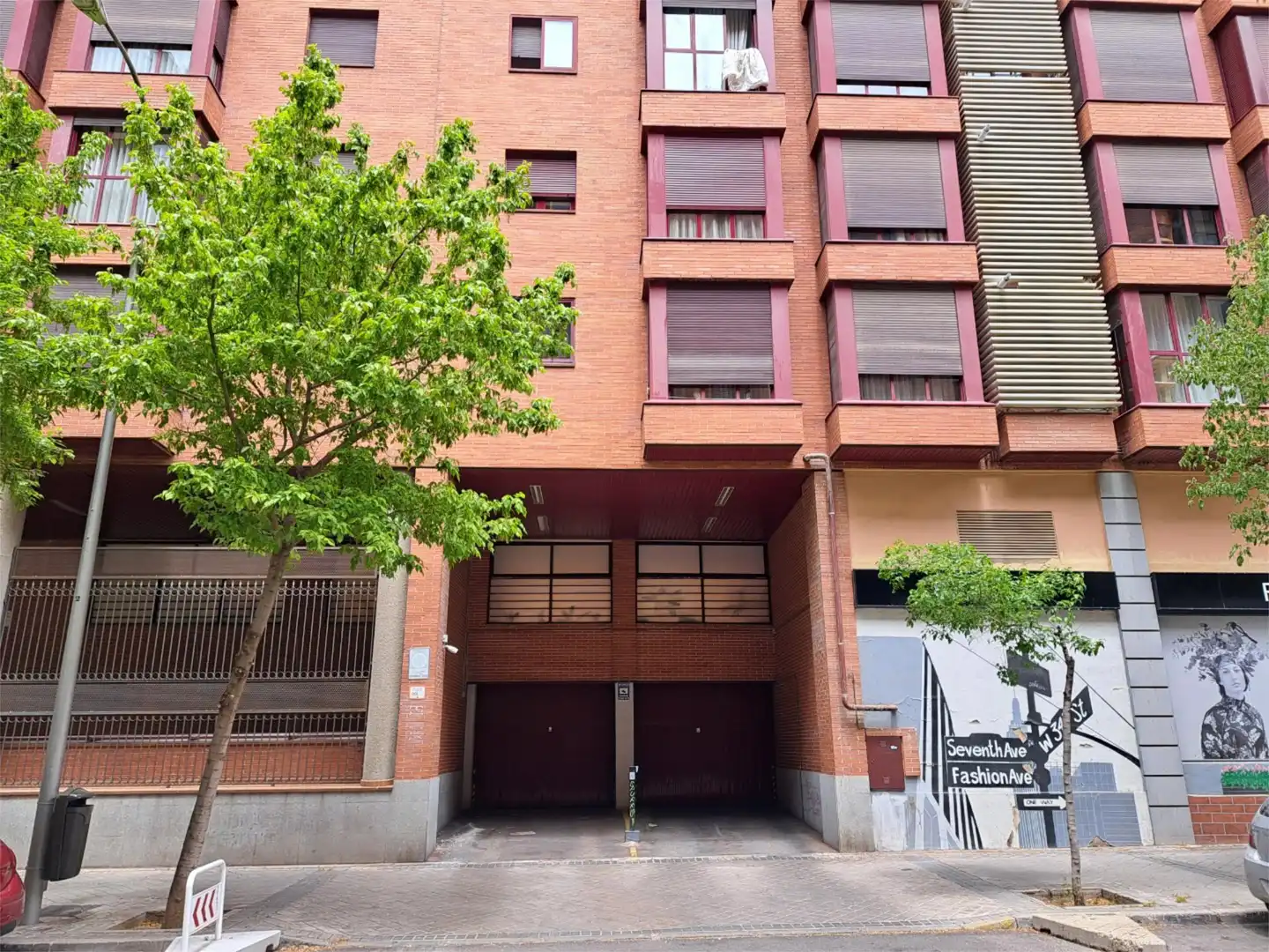 Garaje de alquiler en Calle del Majuelo, 2, Acacias Vista exterior de Garaje de alquiler en Madrid