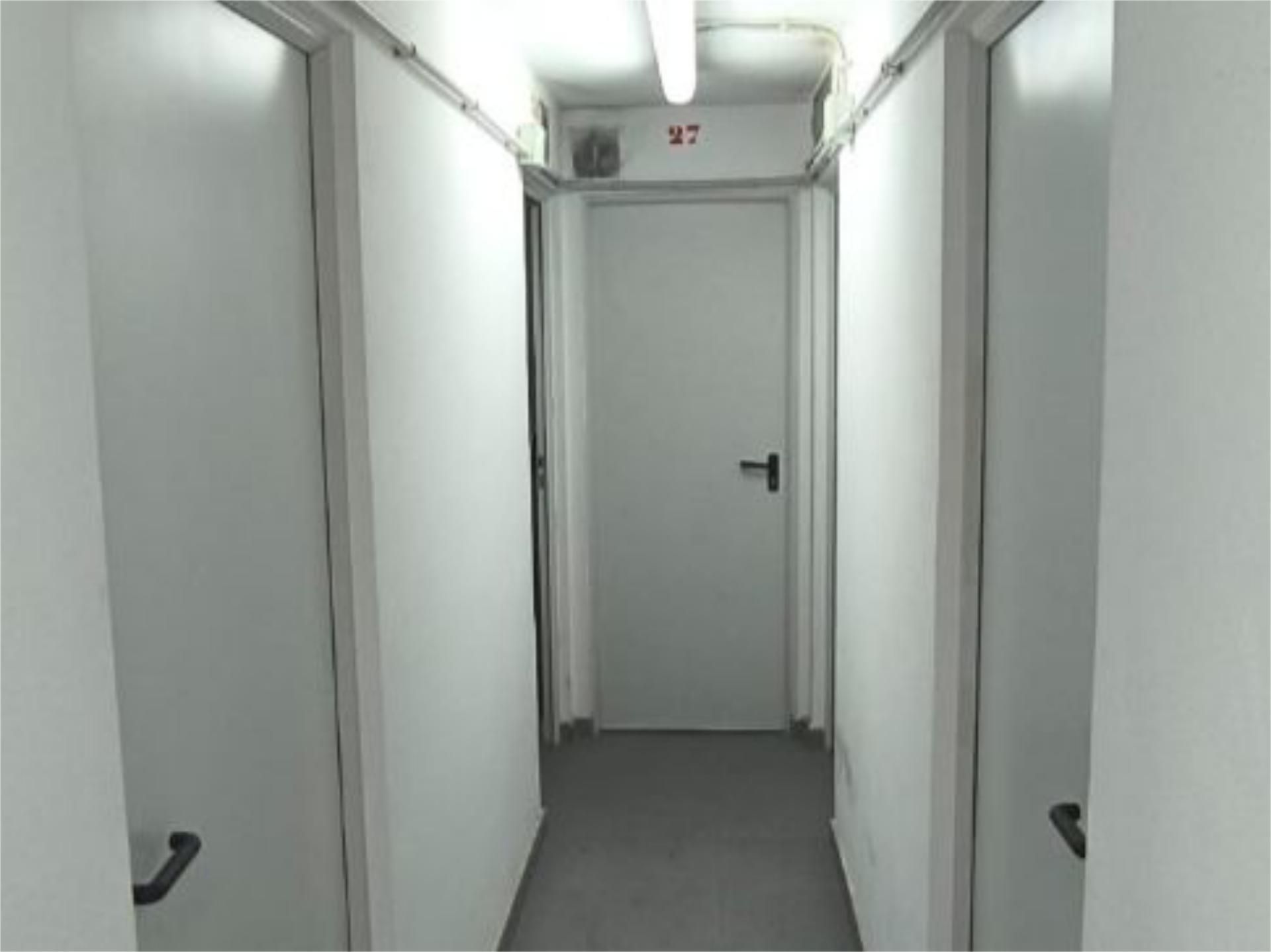 Box room to rent in  Valencia Capital