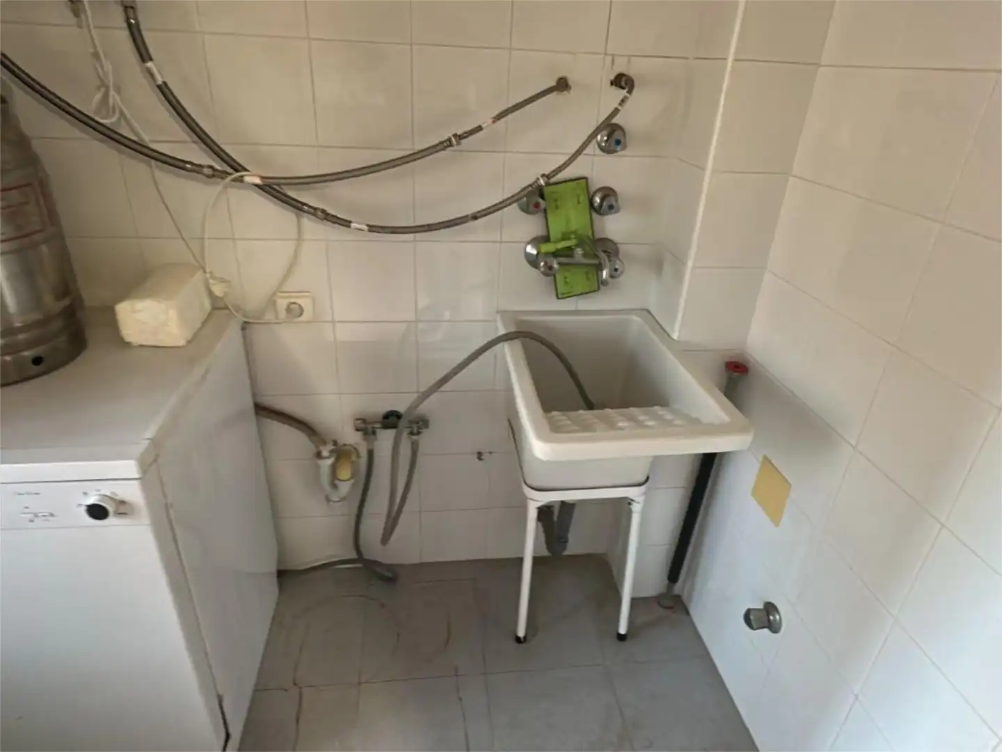 Flat for sale in Calle Juan Ramón Jiménez, Formentera del Segura Bathroom of Flat for sale in Formentera del Segura with Private garden, Terrace and Storage room