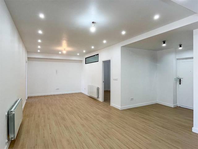 Piso en Venta en Avenida Gasteiz, 90 en Coronación