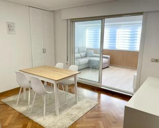 Living room of Flat to rent in A Coruña Capital   with Parquet flooring, Storage room and Furnished