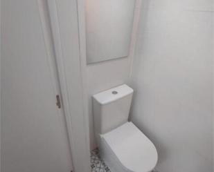 Bathroom of Loft to rent in Santa Coloma de Gramenet