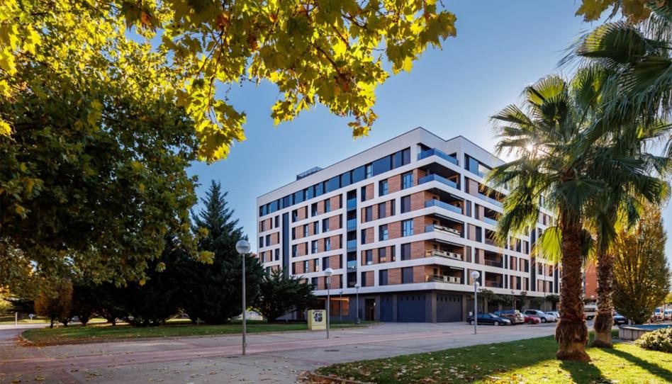 Garage to rent in Calle Fernán Caballero, 1, Cascajos - Piqueras, La Rioja - image 1 Photo 1 of Garage to rent in Calle Fernán Caballero, 1, Cascajos - Piqueras, La Rioja