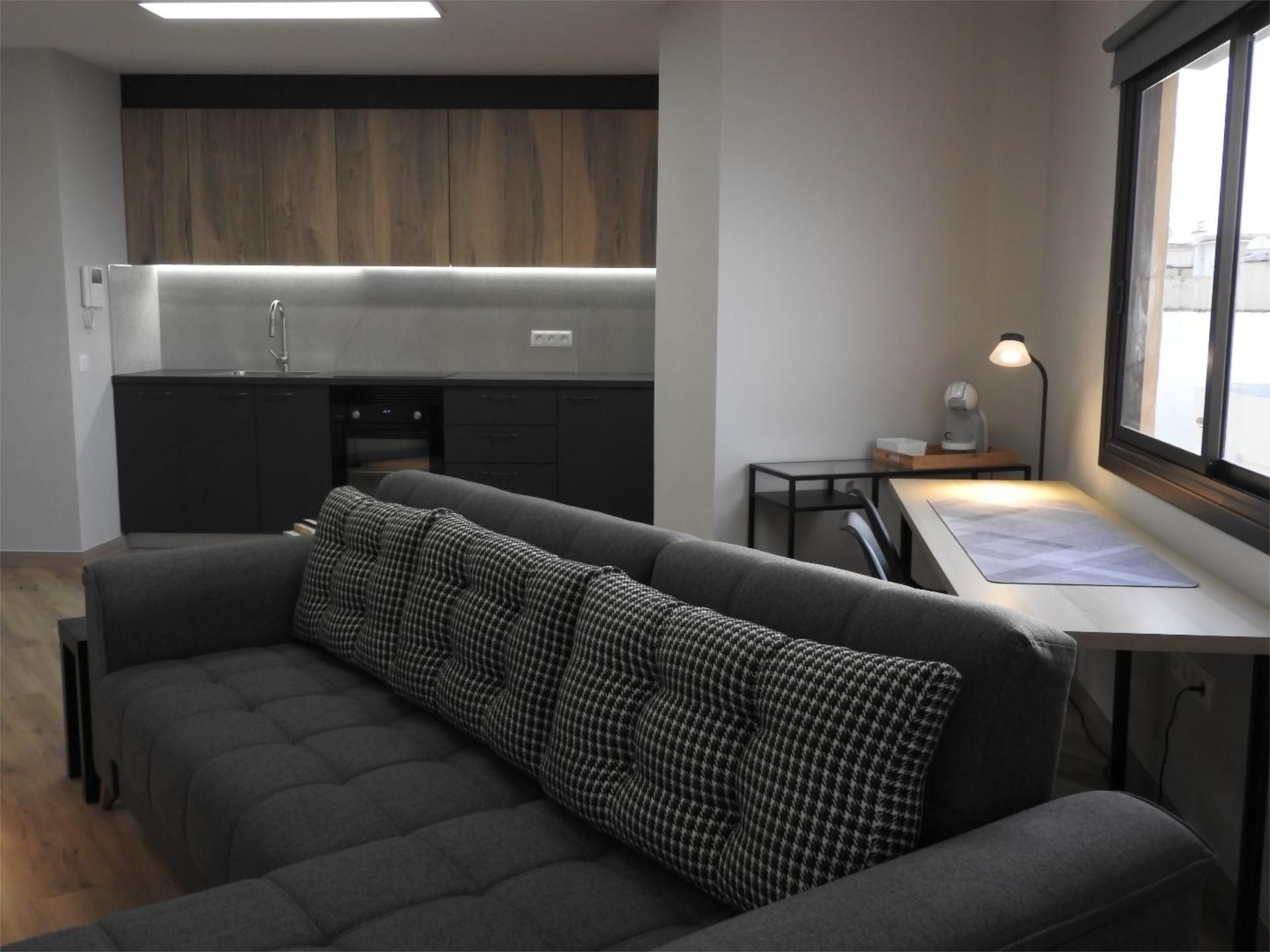 Flat to share in Avenida Sor Soledad Cobian, 22, Centro