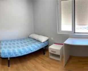 Dormitori de Pis de lloguer en  Albacete Capital amb Terrassa i Moblat