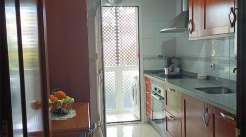 Foto 5 de Piso en venta en Avenida de la Barzola, 62, Villegas, Sevilla