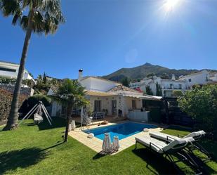 Exterior view of Flat for sale in Istán  with Air Conditioner, Terrace and Swimming Pool