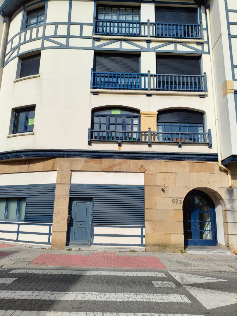 Flat for sale in Avenida Algortako Etorbidea, Alango