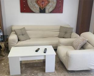 Sala d'estar de Pis de lloguer en Almansa amb Aire condicionat, Calefacció i Moblat