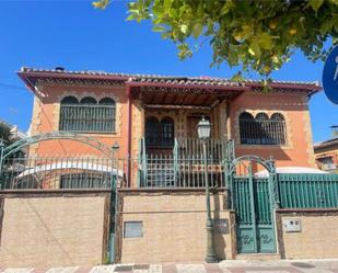Casa adosada de lloguer a La Cruz