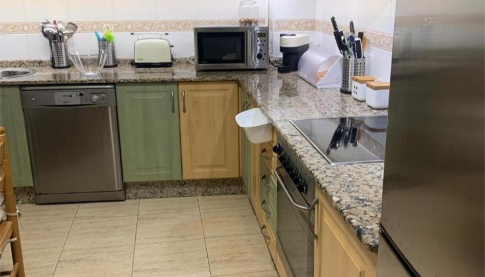 Foto 1 de Pis de lloguer a Rúa Xeneral Mosquera Palleiro, 1, Arteixo pueblo, A Coruña