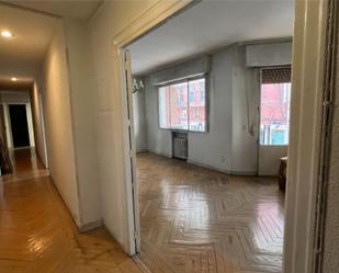 Bedroom of Flat for sale in  Madrid Capital  with Air Conditioner, Heating and Parquet flooring