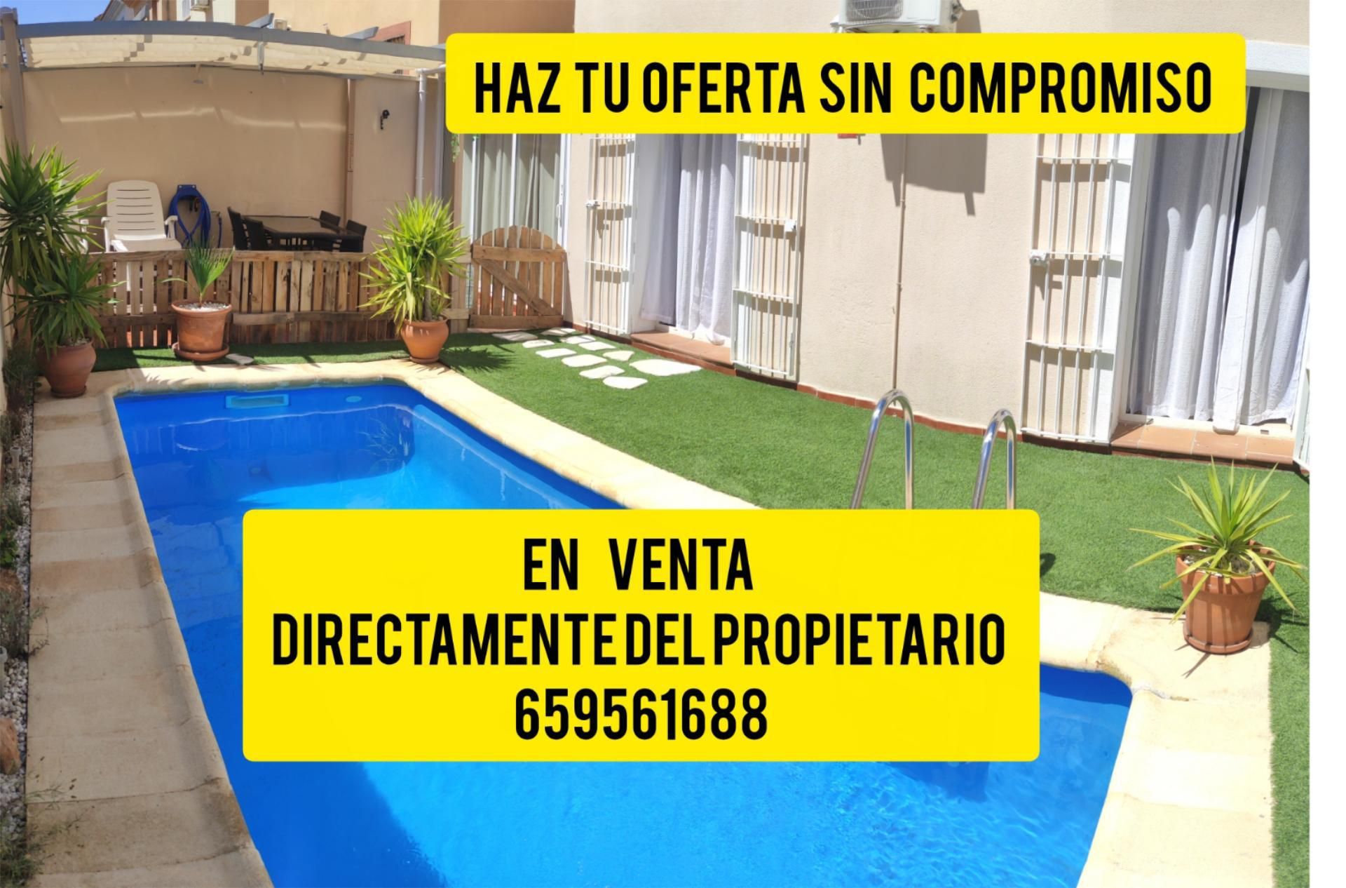 Vista exterior de Casa o xalet en venda en Mollina amb Calefacció, Traster i Piscina