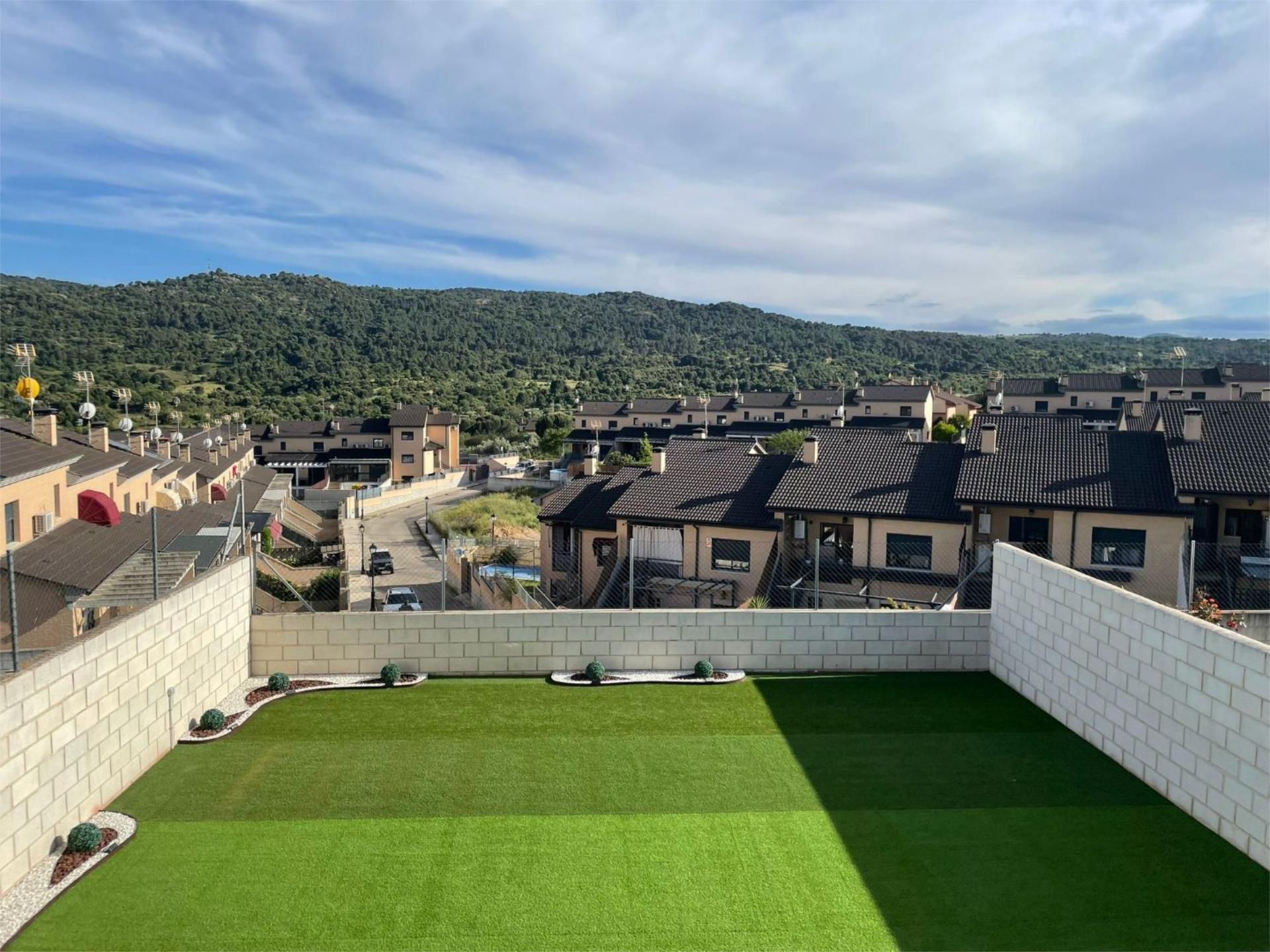 Terrassa de Casa o xalet en venda en San Martín de Valdeiglesias amb Aire condicionat, Terrassa i Balcó