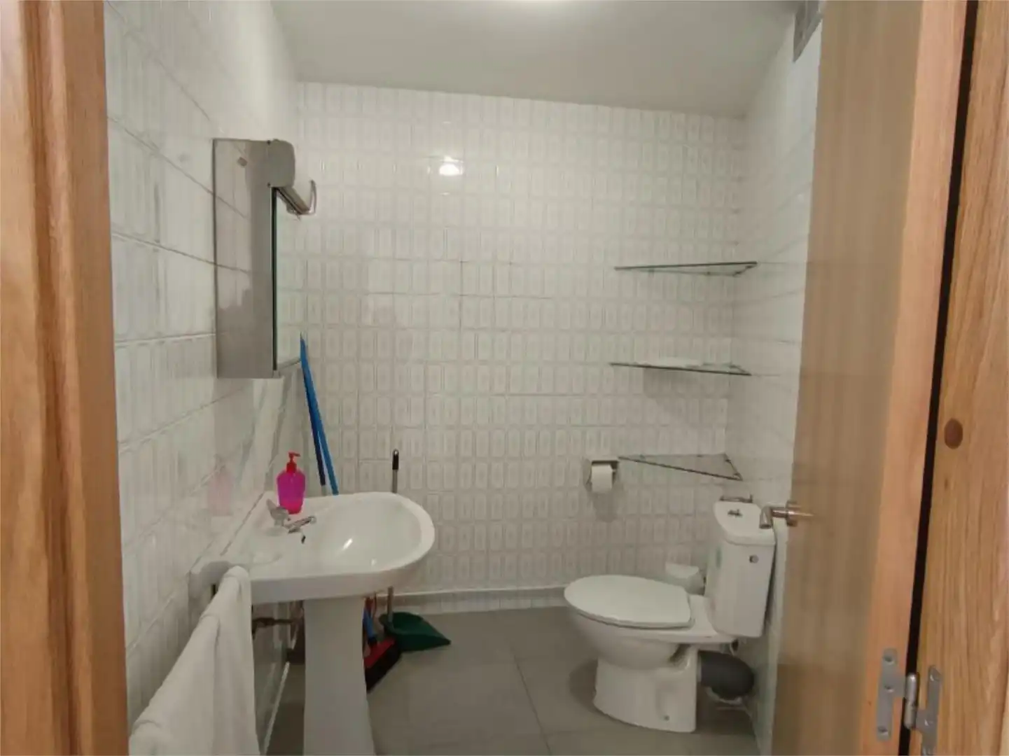 Baño de Local de alquiler en Burela