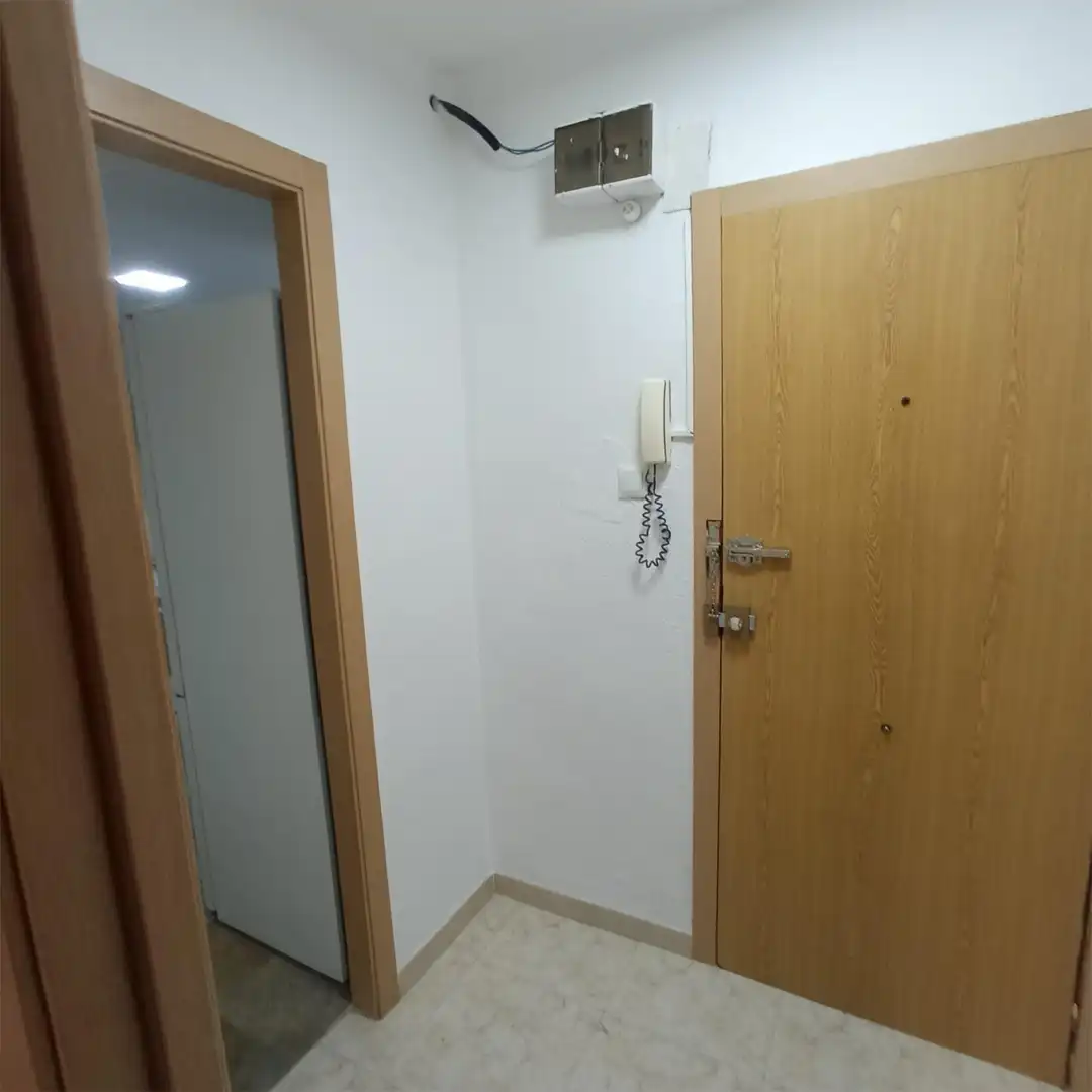 Flat for rent in Albacete  with Air Conditioner, Heating and Parquet flooring