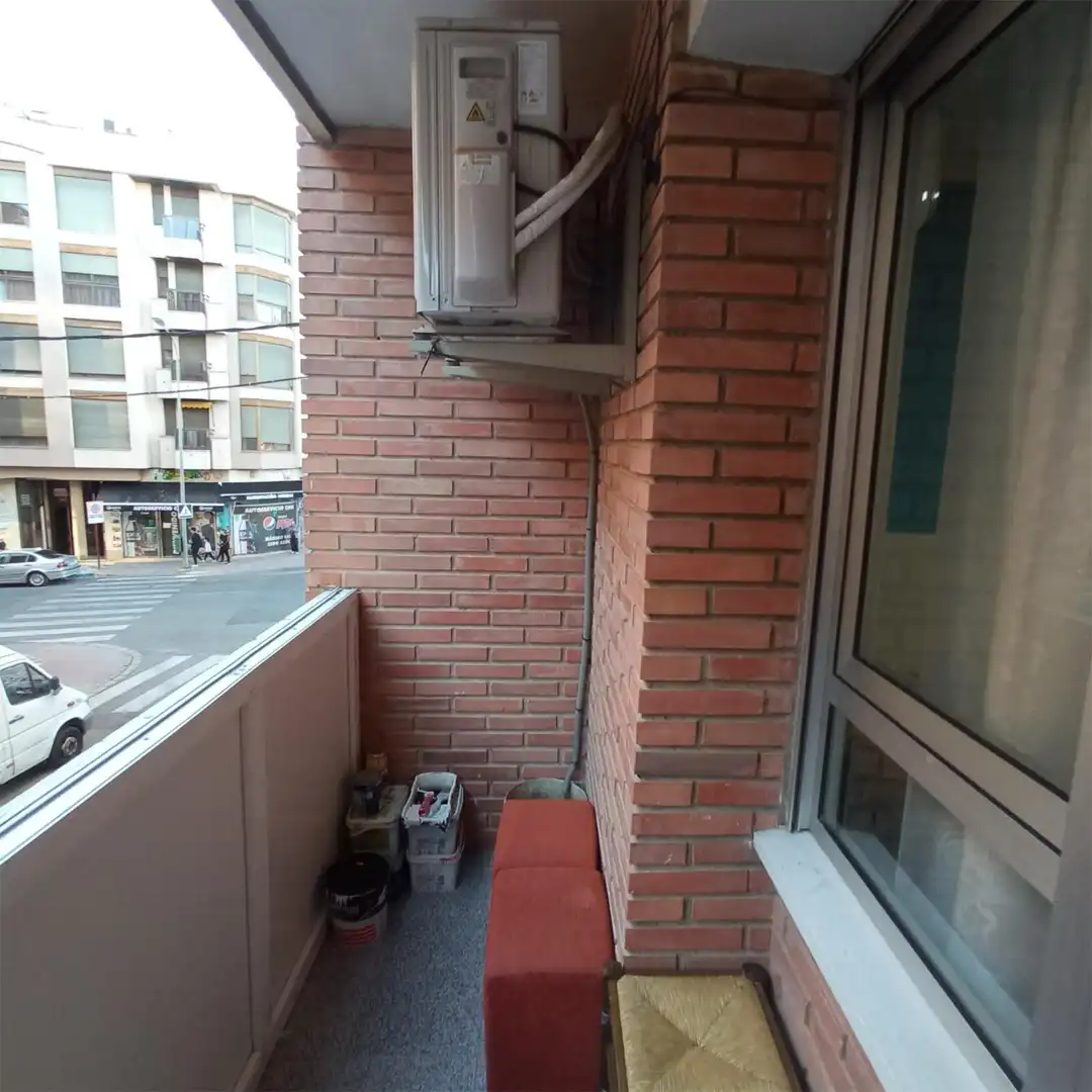 Balcony of Flat for rent in Albacete  with Air Conditioner, Heating and Parquet flooring
