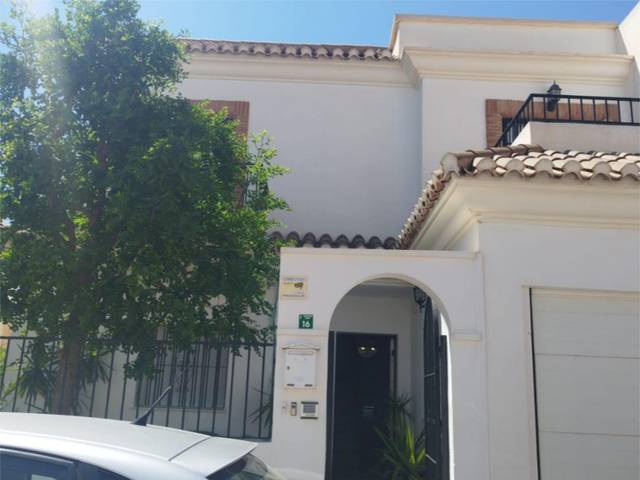 Casa adosada en Venta en Calle Sierra de Baza, 16 en Huércal de Almería