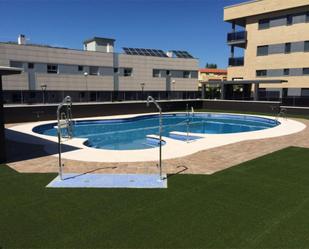 Swimming pool of Flat to rent in Maracena  with Air Conditioner, Heating and Private garden