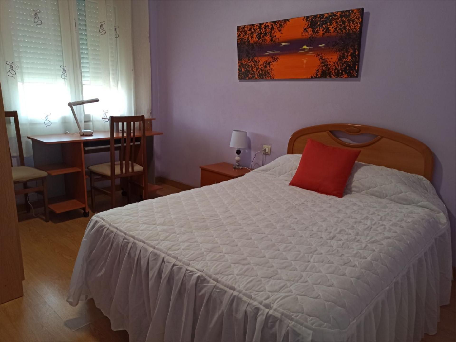 Bedroom of Flat to share in Piera