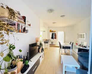 Planta baja to share in Calle de Segovia, 41, Imperial
