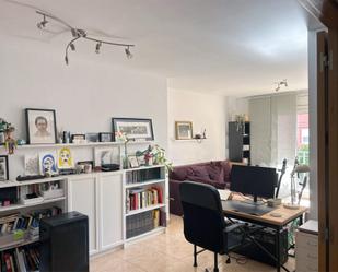 Sala d'estar de Pis en venda en Sant Esteve Sesrovires amb Balcó
