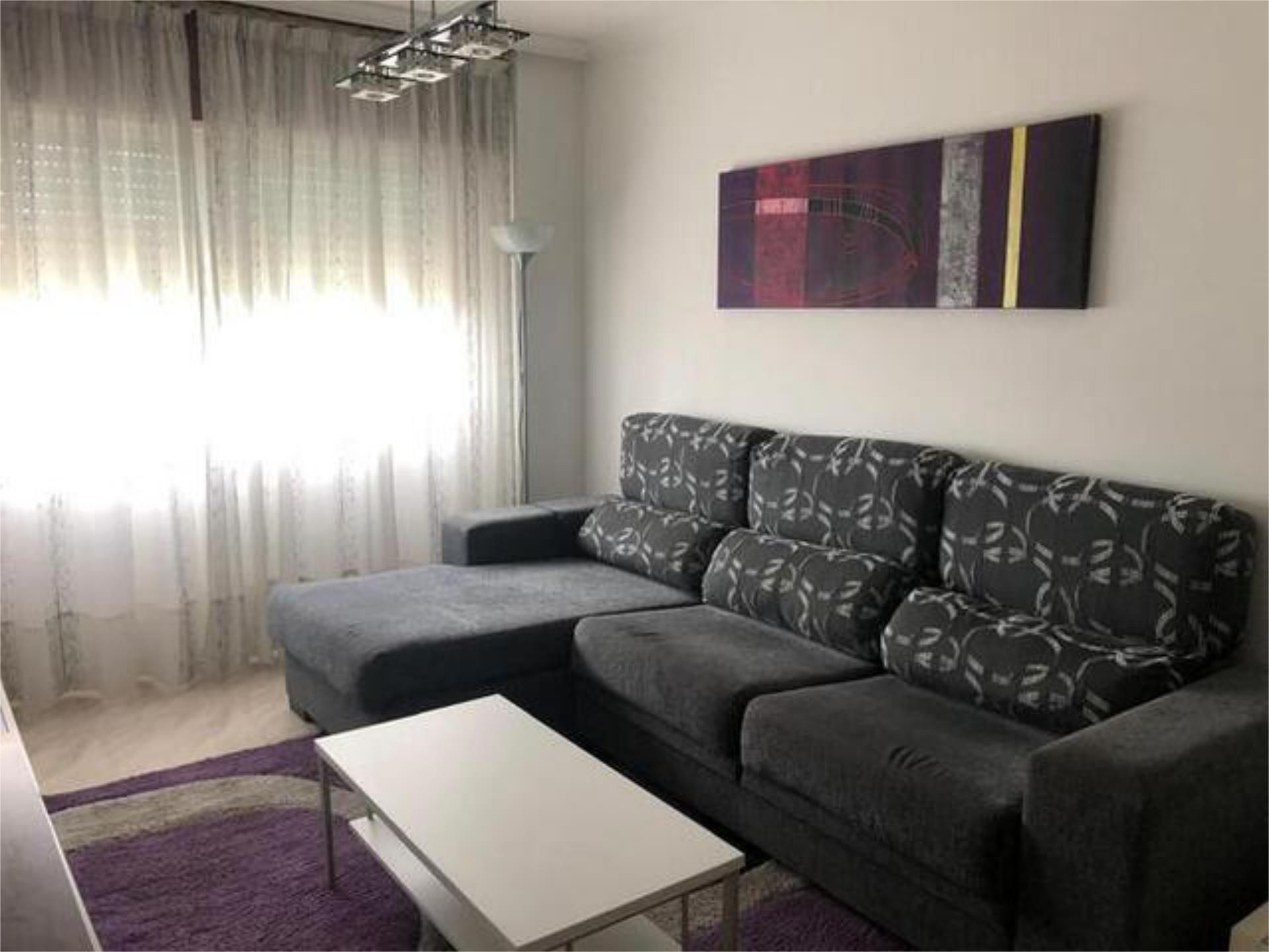Sala d'estar de Pis en venda en Pontevedra Capital  amb Calefacció, Terrassa i Traster