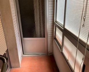 Flat for sale in  Granada Capital  with Terrace and Balcony