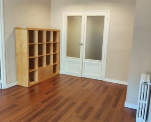 Flat to rent in  Madrid Capital  with Air Conditioner, Terrace and Balcony