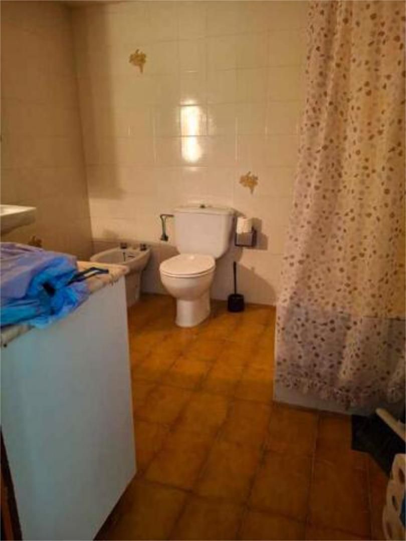 Bathroom of House or chalet for sale in Binaced