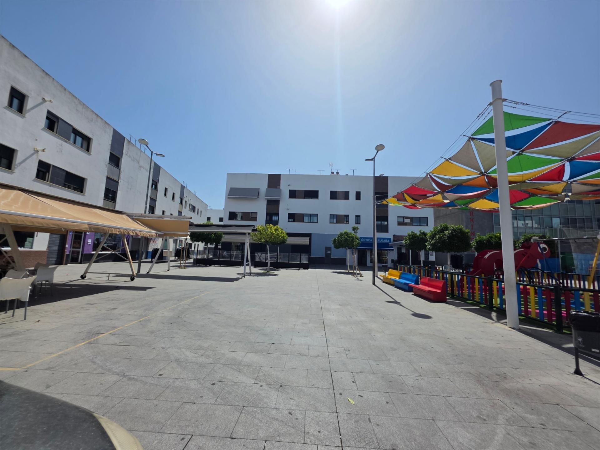 Vista exterior de Local de alquiler en La Algaba
