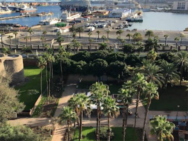 Piso en Alquiler en Calle Juan Rejón, 105 en Isleta