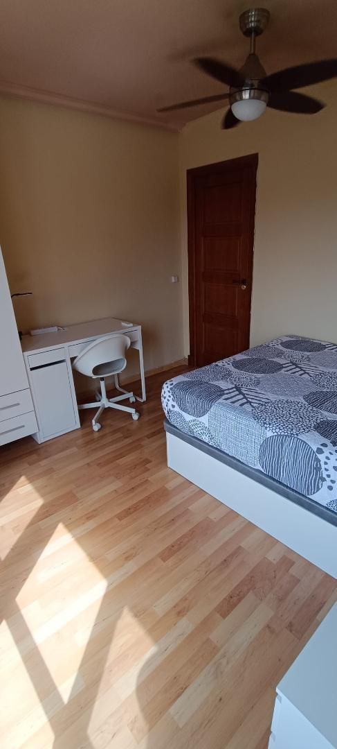 Flat to share in Calle del Pueblo Gitano, 23, Asdrúbal - Bahía Blanca