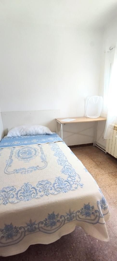 Flat to share in Via Augusta Sant Jordi, 35, Sant Pere i Sant Pau