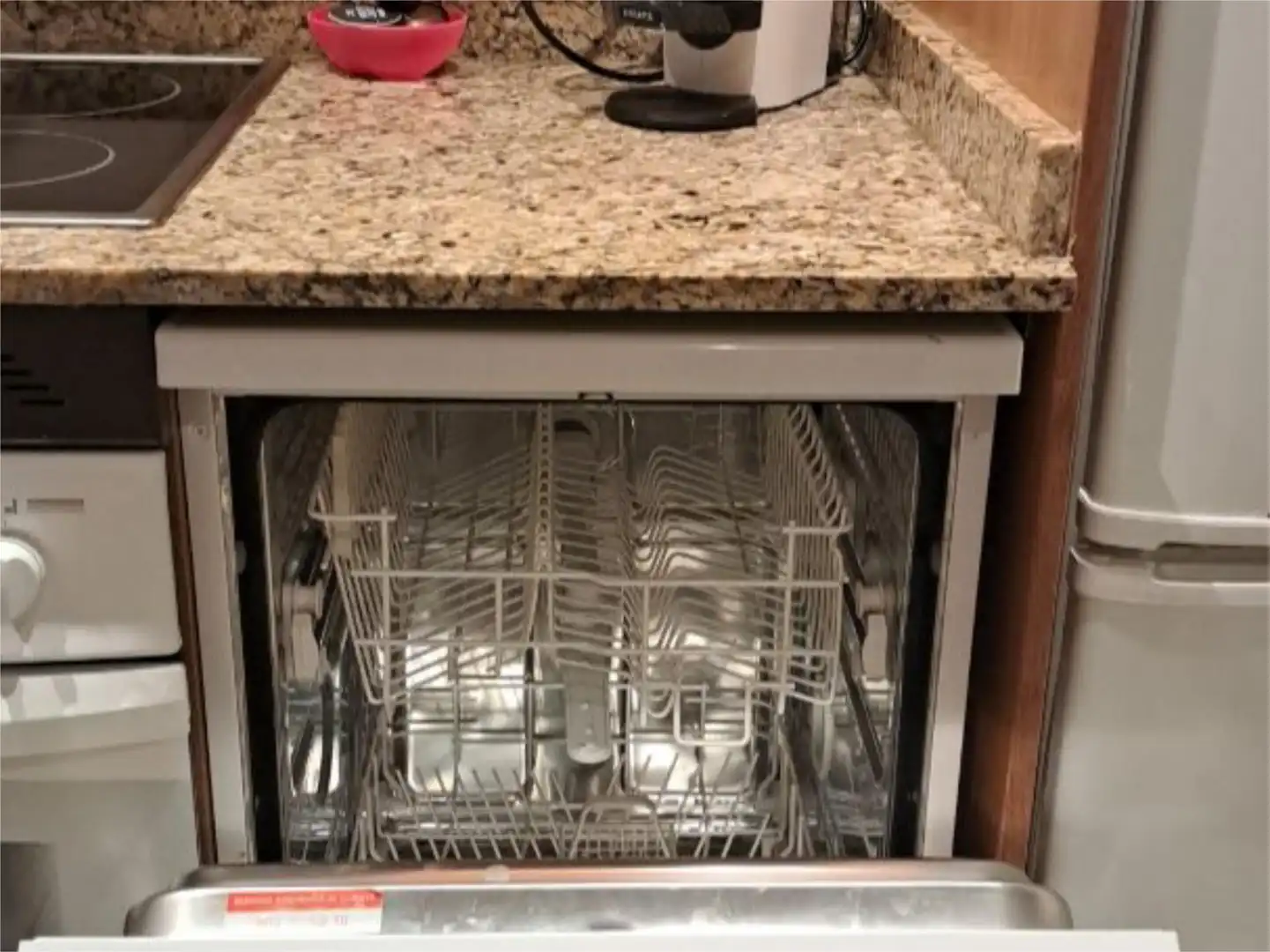 Flat for rent in Carrer Amplaries, 35, Vista Mar Kitchen of Flat for rent in Oropesa del Mar / Orpesa with Air Conditioner, Private garden and Terrace
