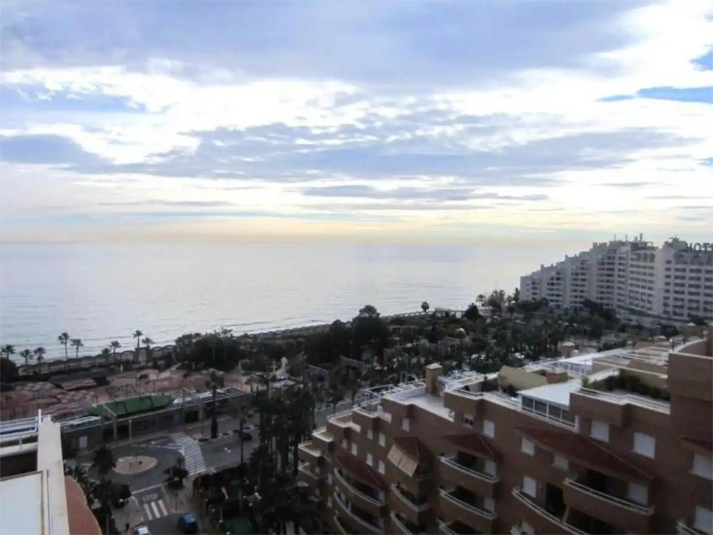 Flat for rent in Carrer Amplaries, 35, Vista Mar Exterior view of Flat for rent in Oropesa del Mar / Orpesa with Air Conditioner, Private garden and Terrace