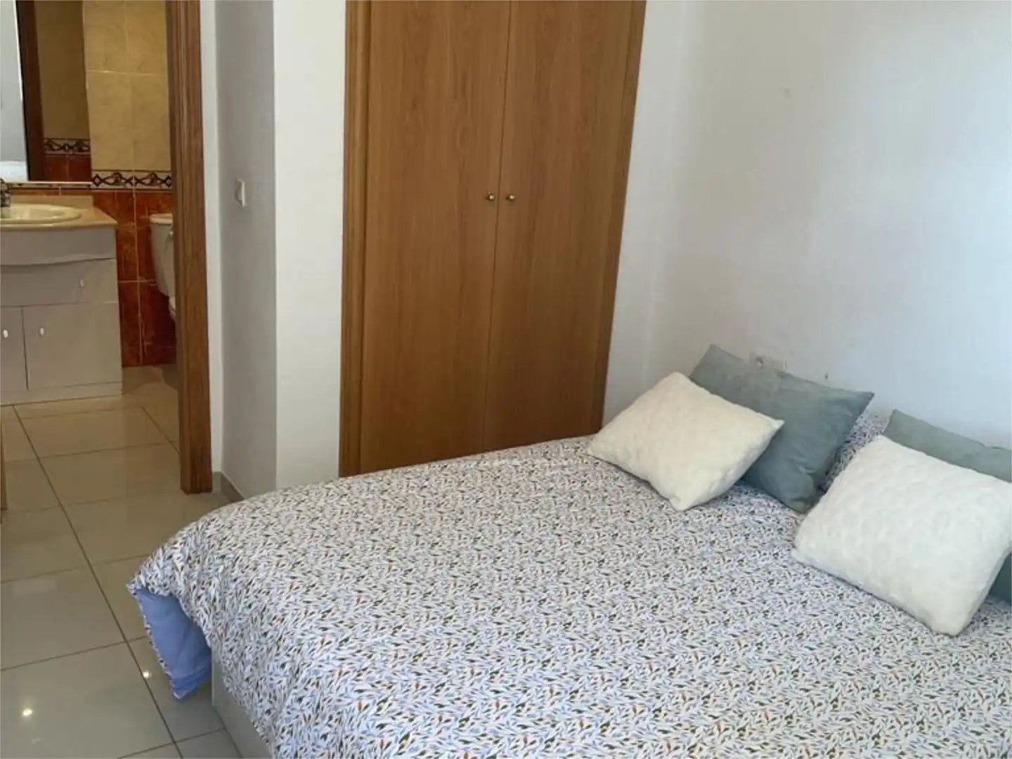 Flat for rent in Carrer Amplaries, 35, Vista Mar Bedroom of Flat for rent in Oropesa del Mar / Orpesa with Air Conditioner, Private garden and Terrace
