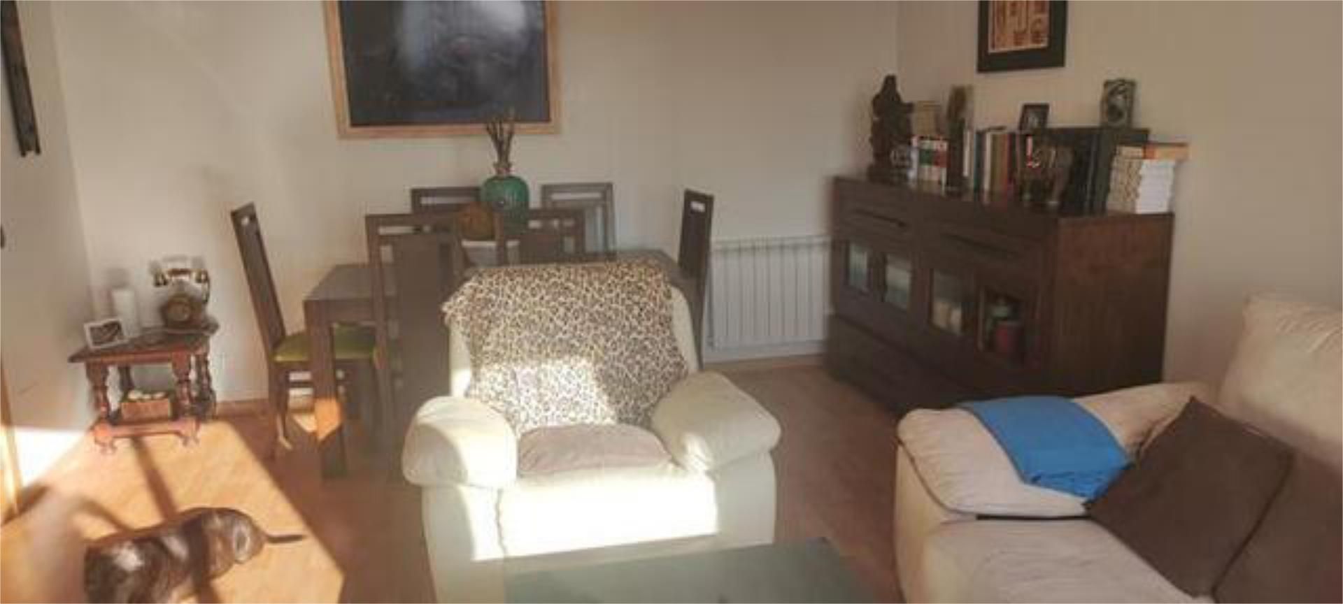 Living room of Flat for sale in Garrafe de Torío  with Heating, Terrace and Storage room
