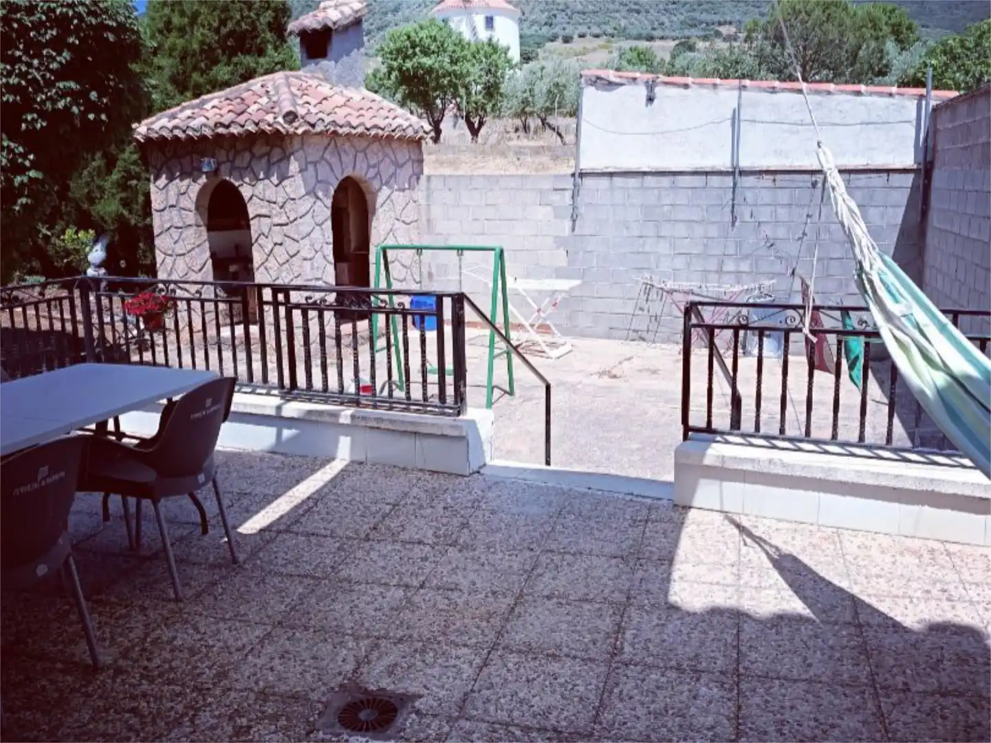 Houses for sale in Plaza del Pilar, Hinojosas de Calatrava Terrace of Houses for sale in Hinojosas de Calatrava with Air Conditioner, Private garden and Terrace