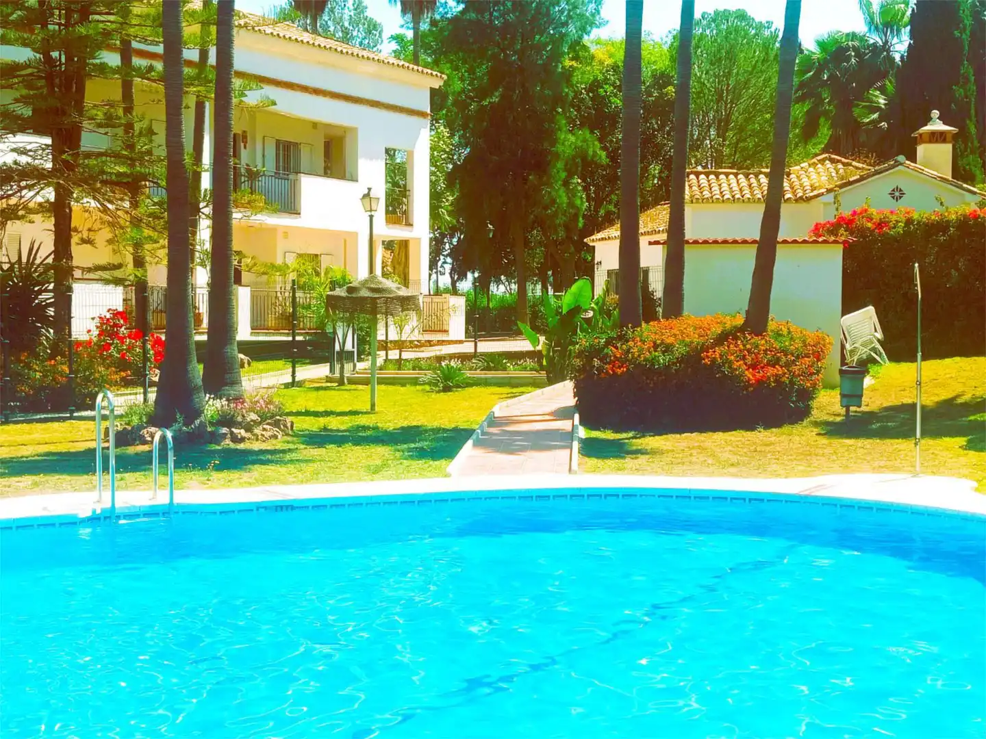 Wohnung zum Verkauf in Avenida General Caffarena, 32, Buenavista - Lauro Golf Schwimmbecken von Wohnung zum Verkauf in Alhaurín de la Torre mit Klimaanlage, Heizung und Privatgarten