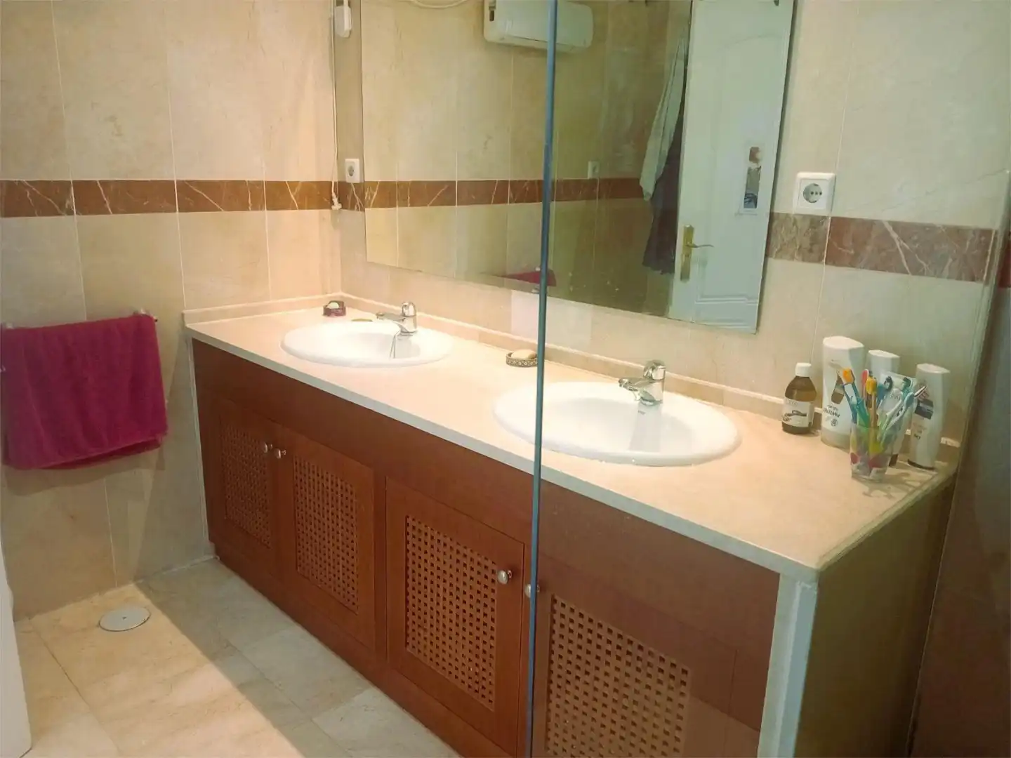 Wohnung zum Verkauf in Avenida General Caffarena, 32, Buenavista - Lauro Golf Badezimmer von Wohnung zum Verkauf in Alhaurín de la Torre mit Klimaanlage, Heizung und Privatgarten