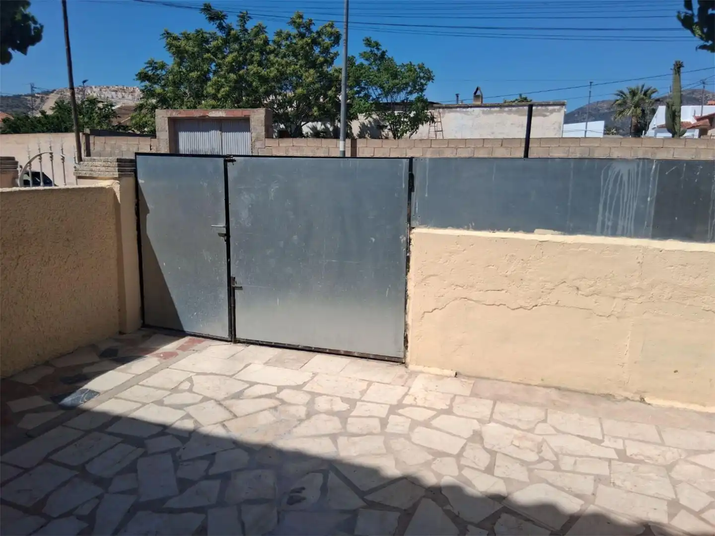 Casa o xalet en venda a Calle Santiago Apóstol, 27, Algueña Jardí de Casa o xalet en venda en Algueña amb Aire condicionat, Jardí privat i Parquet