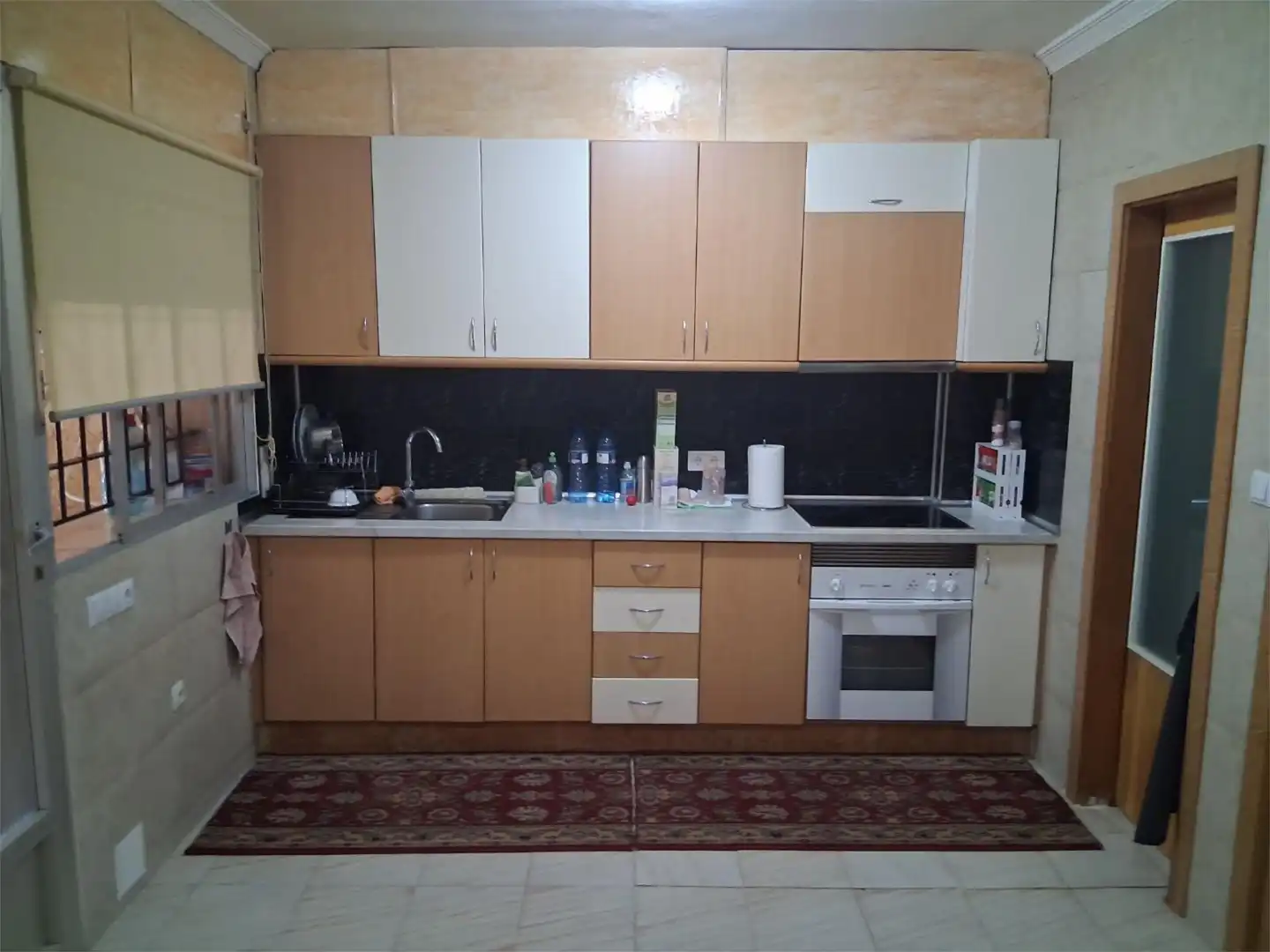 Casa o xalet en venda a Calle Santiago Apóstol, 27, Algueña Cuina de Casa o xalet en venda en Algueña amb Aire condicionat, Jardí privat i Parquet