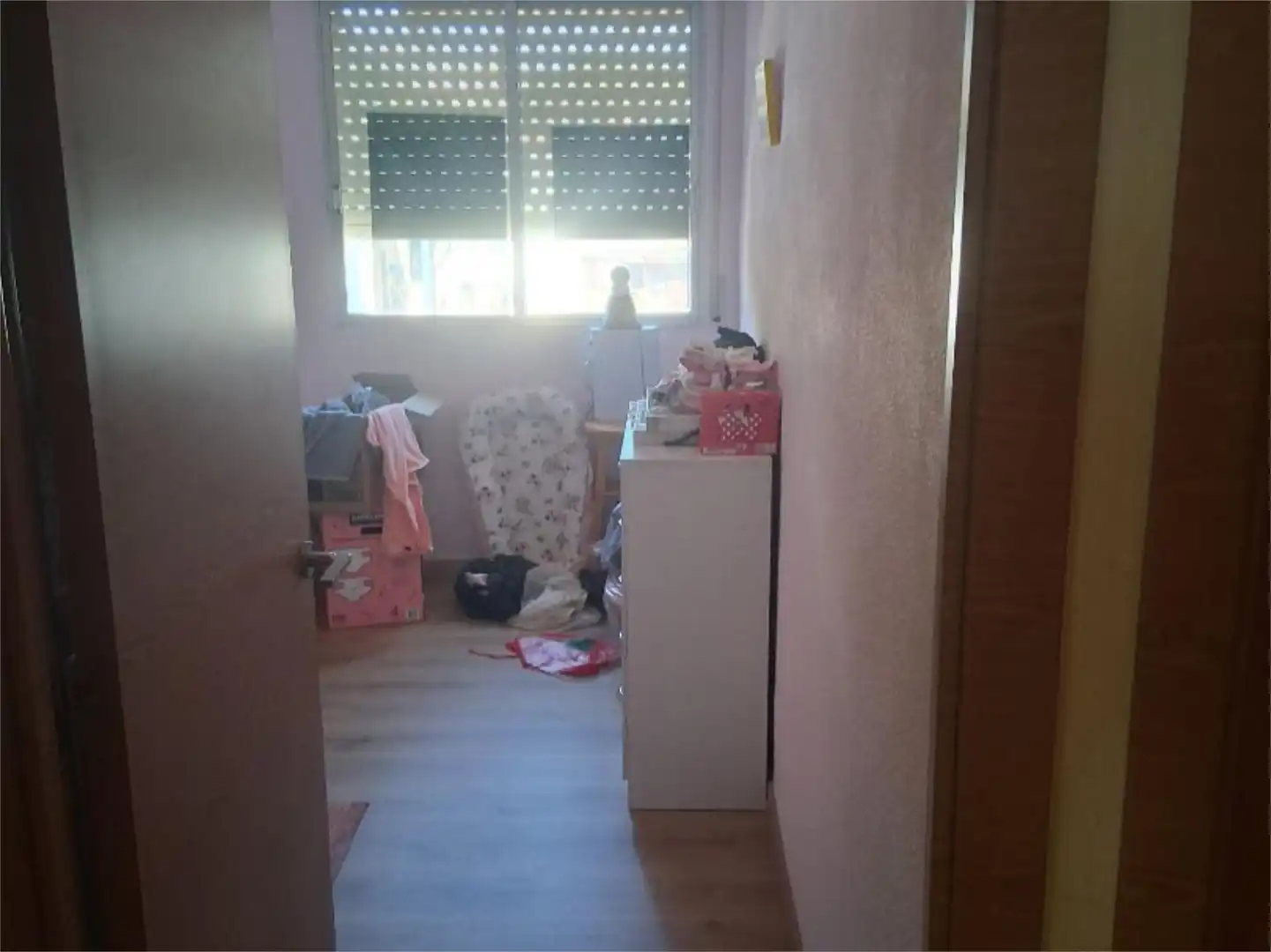 Casa o xalet en venda a Calle Santiago Apóstol, 27, Algueña Dormitori de Casa o xalet en venda en Algueña amb Aire condicionat, Jardí privat i Parquet