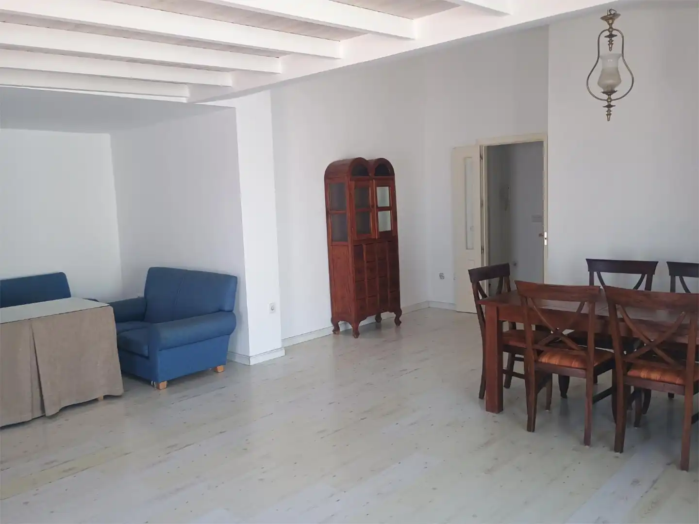 Attic for sale in Avenida Alcalde Jesús Mantaras, 7, Chapín - Campus Universitario - Navinco Living room of Attic for sale in Jerez de la Frontera with Air Conditioner, Terrace and Swimming Pool