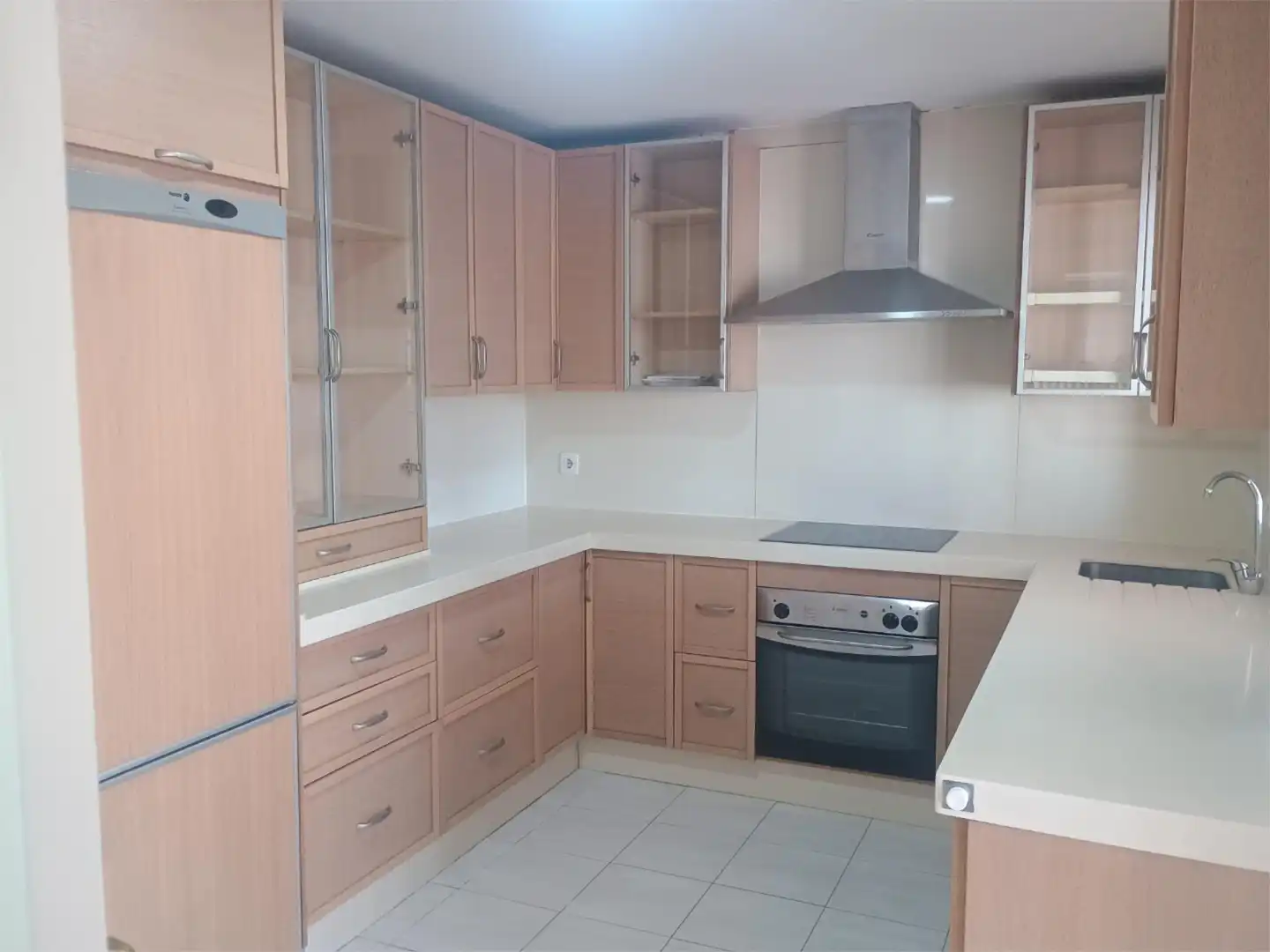 Attic for sale in Avenida Alcalde Jesús Mantaras, 7, Chapín - Campus Universitario - Navinco Kitchen of Attic for sale in Jerez de la Frontera with Air Conditioner, Terrace and Swimming Pool